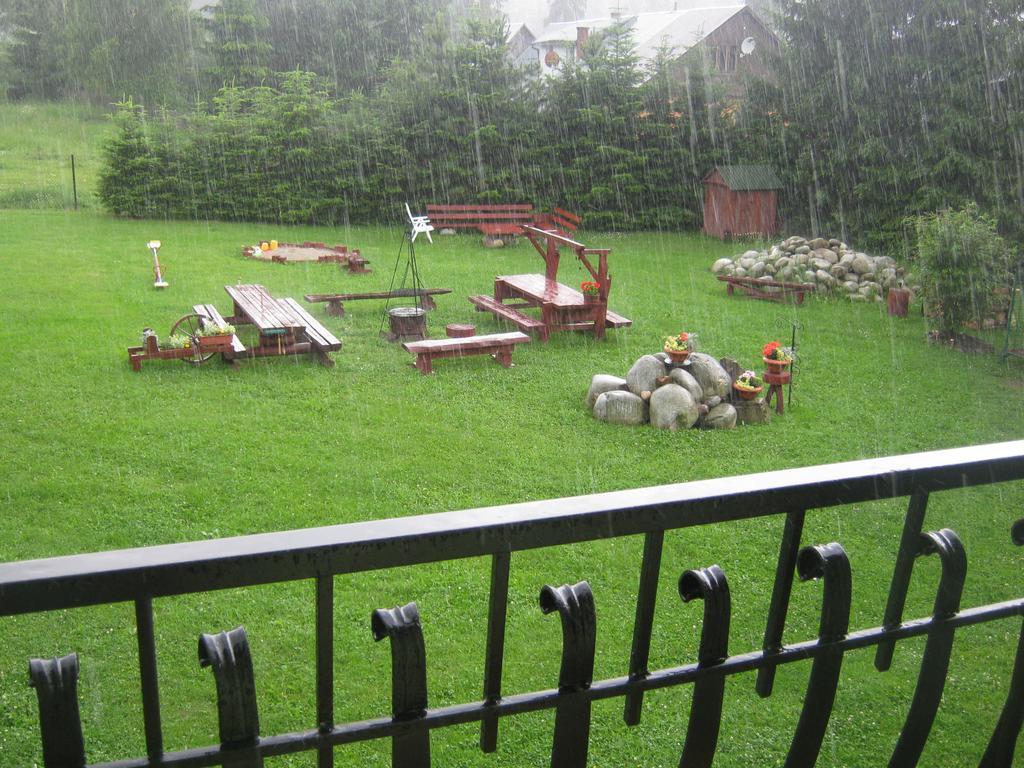 Hacjenda - Apartamenty I Pokoje Goscinne Czarna Góra Exterior foto