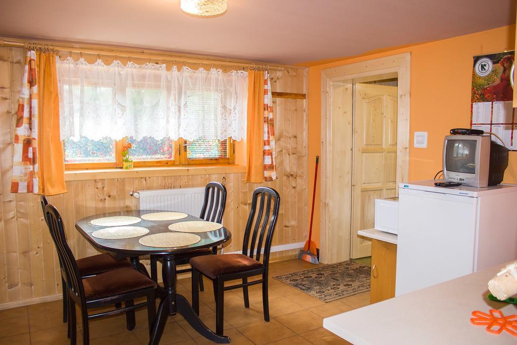 Hacjenda - Apartamenty I Pokoje Goscinne Czarna Góra Exterior foto